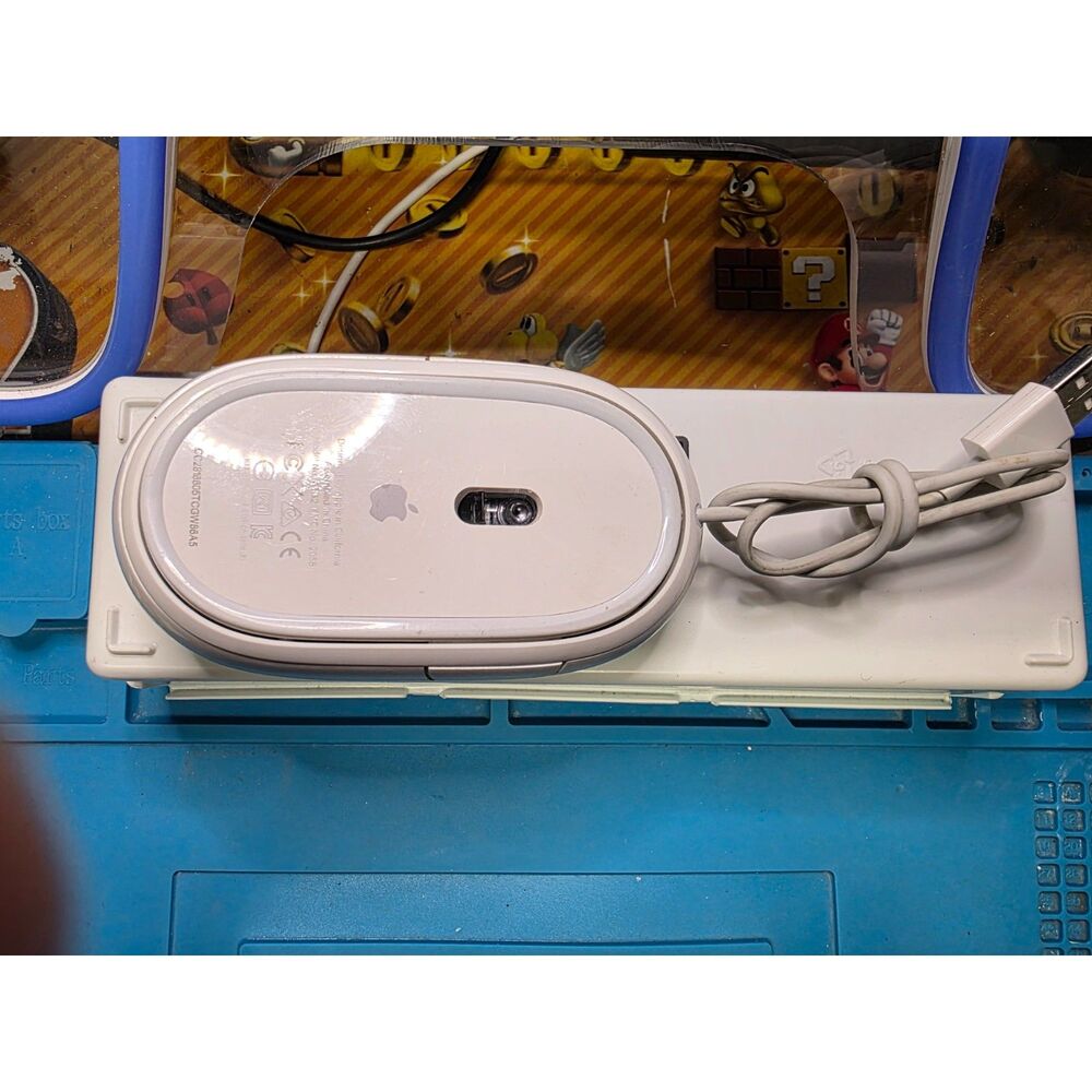 Apple Mouse a1152 - Cleaned Tested - Picture 2 of 3